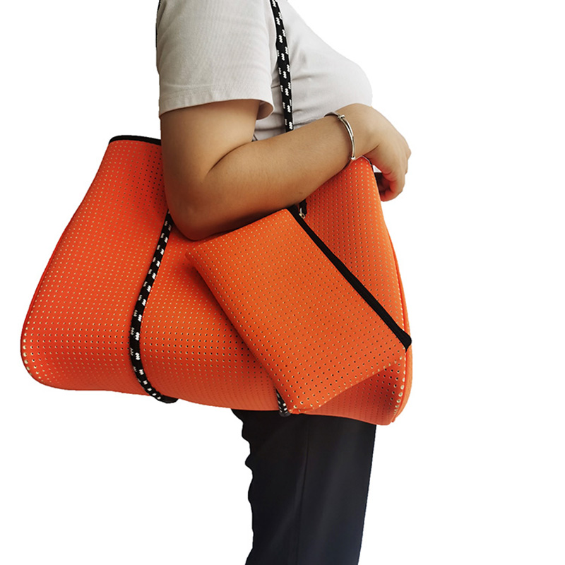 Διαρκής χωρητικότητα της θαλάσσης, τσάντα με κουκούλα νεοprene