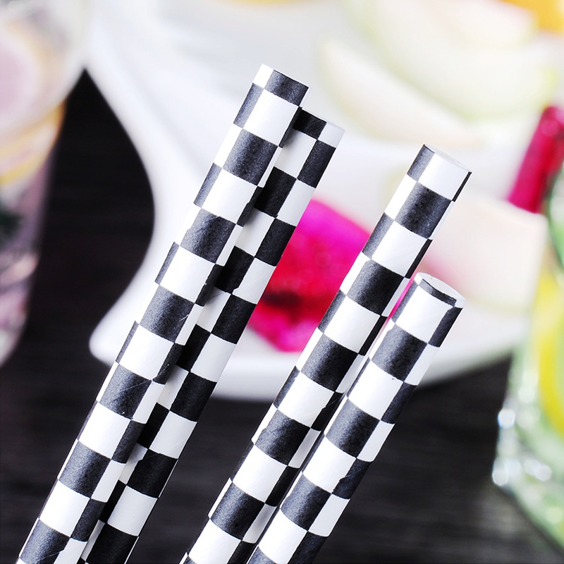 Καρό ασπρόμαυρο δημιουργικό χαρτί άχυρο