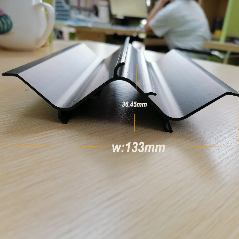 Προσαρμοσμένο πλαστικό προφίλ εξωθημένο μέρος.