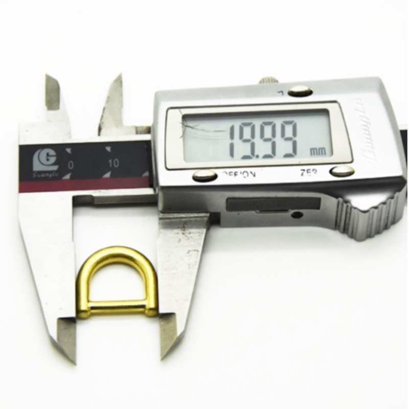 τα δικαιώματα θα ανήκουν στους πελάτες μας