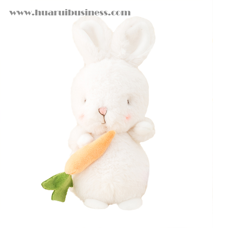 Η κούκλα με το καρότο μπορεί να είναι με μπρελόκ, μέγεθος 23cm