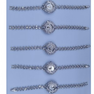 Ασημένιο ρολόι