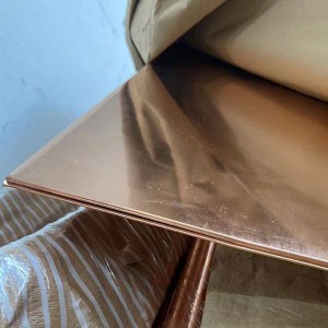 Κόκκινη πλάκα χαλκού