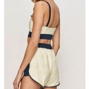 Στρογγυλό ντεκολτέ ελαστικό αθλητικό κοστούμι