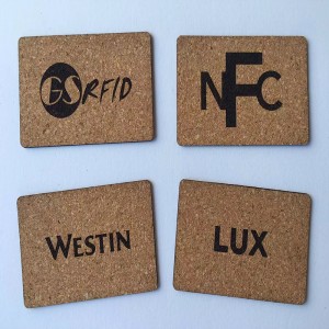 Ξύλινη κάρτα δωματίου