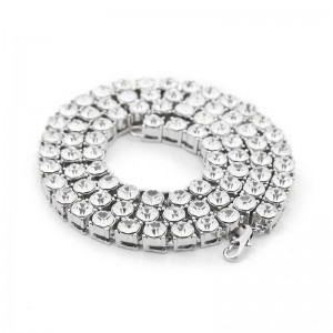 Το hip-hop είναι γεμάτο από κουβανικές αλυσίδες