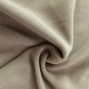 αναγεννημένος βελούδο