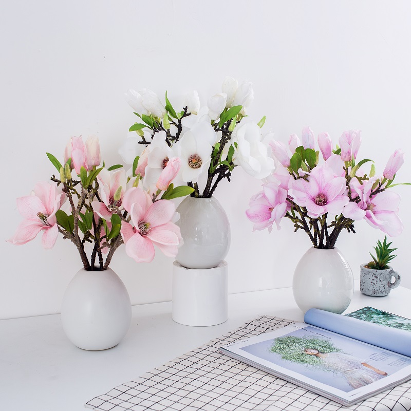Hot πώληση ενιαίο υποκατάστημα τεχνητό λουλούδι μετάξι τεχνητό λουλούδι μανόλιας για το τραπέζι του γάμου διακοσμούν