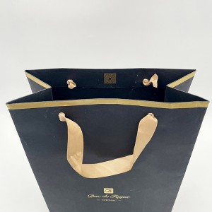 Προσαρμοσμένη τσάντα χαρτιού