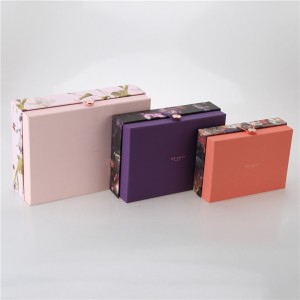 Λεπτό επιχρυσωμένο κουμπί ελαστικό κουτί δώρου κουμπιού