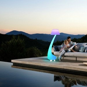 132 εκατοστά ψηλό χρώμα που αλλάζει τη λάμπα δαπέδου LED με διάβρωτο τηλεχειριστήριο