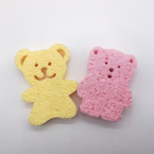 Μικρή μορφή αρκούδας που καθαρίζει σφουγγάρι Μαγικό σφουγγάρι κολύμβησης Βιοδιασπάσιμο σφουγγάρι κυτταρίνης