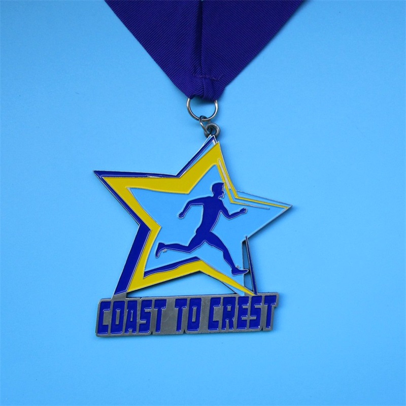 Running Man Special Design Medals Hollow Cool Polated Gold New Marathon Awards Medals