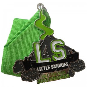 Σχεδιάστε το δικό σας κενό κράμα ψευδαργύρου 3D Gold Award Marathon που τρέχει Custom Metal Sport Medal