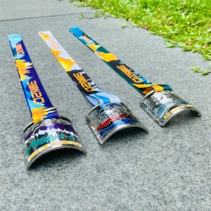 Προσαρμοσμένη αποκοπή μεταλλικών χαραγμένων φτηνών αθλητικών σμάλτων μετάλλιο 3D χρυσό μεταλλικό βραβείο UV εκτύπωσης μετάλλια