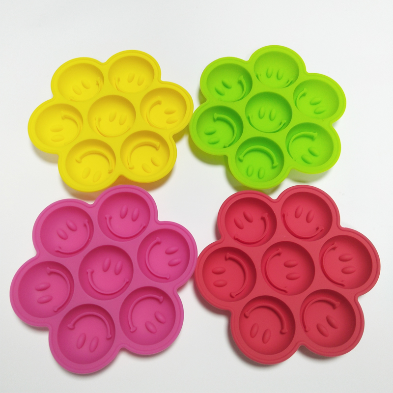 Molde Redondo de Silicona Para Cubitos de Hielo, Con 7 Orifyios, Con Rejilla de Hielo, Cara Sonriente Creativa