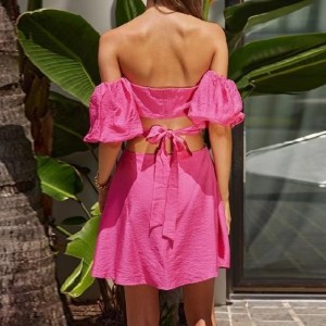 Φόρεμα με μανίκι με ένα ώμο