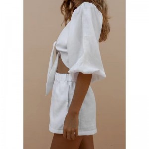 Οι γυναίκες δαντέλες σετ&σορτς