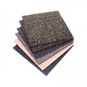 Πλακάκια δαπέδου από καουτσούκ