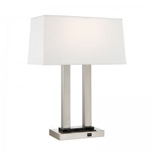 Λάμπα διπλής διανυκτέρευσης στο δωμάτιο