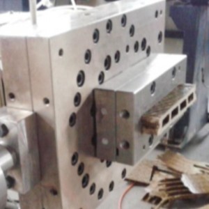 PP Wooded Plastic Mold
