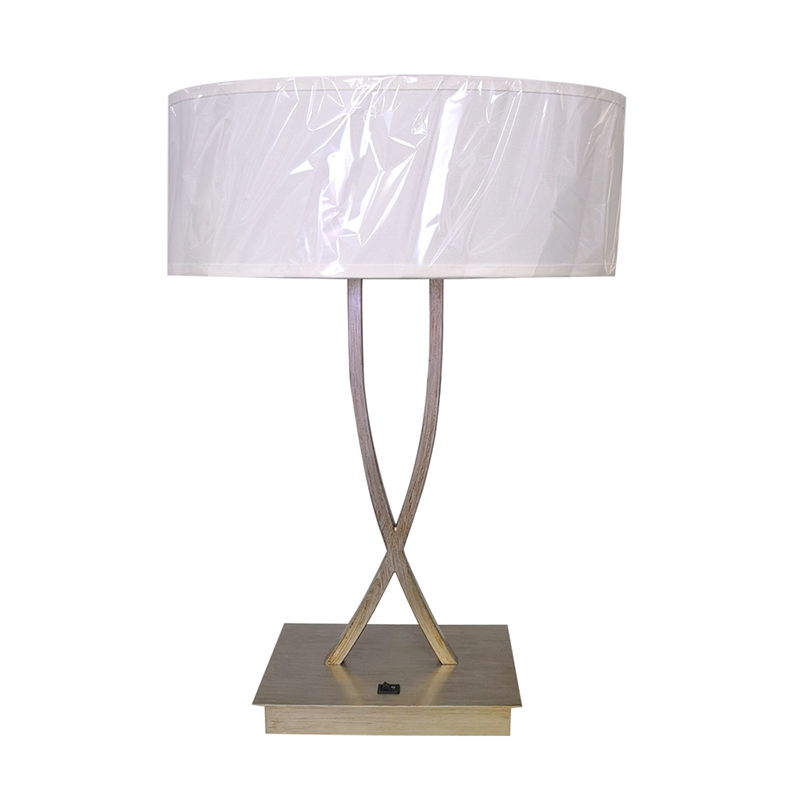 Δύο ελαφριά λάμπα γραφείου με αντίκες ασημένιο φινίρισμα με ένα/off rocker switch στο δωμάτιο