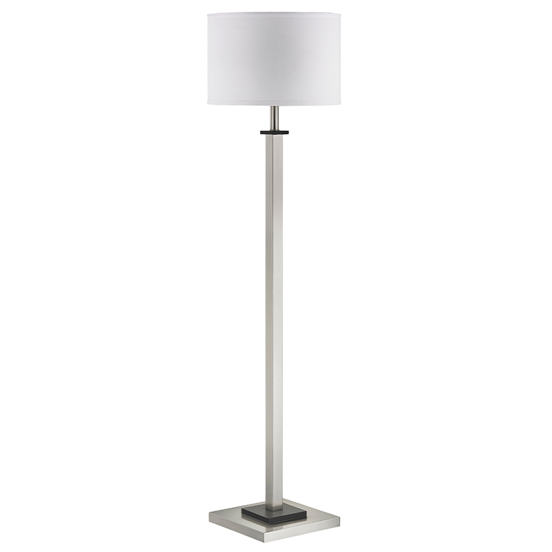 Hotel Metal Floor Lamp με φινίρισμα νικελίου και μαύρη προφορά στο ξενώνα