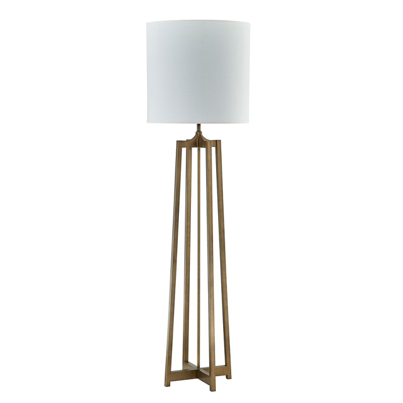 Καναπές Hyatt Hotel δίπλα στον λαμπτήρα δαπέδου με παλαιά χρυσό φινίρισμα στο ξενώνα