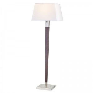 Homewood Suites Hotel Floor Lamp με φινίρισμα νικελίου και ξύλινη έμφαση στον καναπέ δίπλα στο δωμάτιο