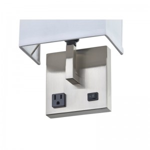 Hospitality Hotel Hand Wall Sconce με φινίρισμα νικελίου και μισή ορθογώνια απόχρωση υφάσματος στο Hotel Typical Baseor