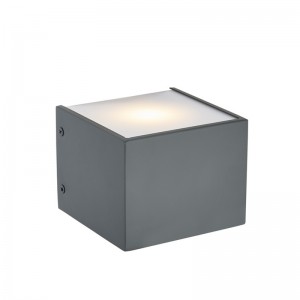 Φιλοξενία ξενοδοχειακής λάμπα τοίχου με βαμμένο επίπεδο γκρι φινίρισμα και ενσωματωμένη λυχνία LED στο Hotel Typical Baseor