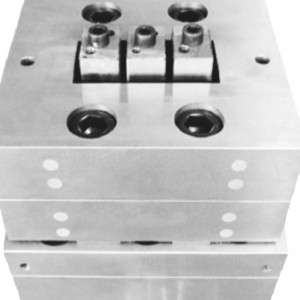 Μπορεί να προσαρμοστεί η πλατφόρμα με ξύλινη πλαστική μούχλα.