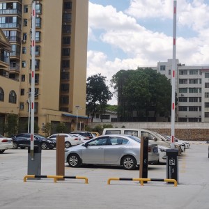 Πύλη φραγμού T8