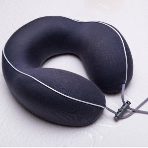 U σχήμα μαξιλάρι ταξιδιού