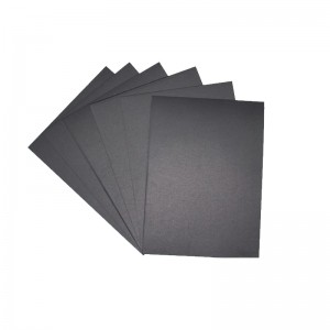 Μαύρο χαρτόνι