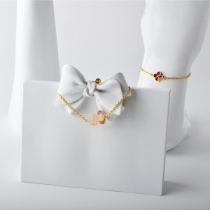 Νέο 4 Λουλούδια ροδάκινου Κοίλα Ένα Λευκό Shell Λουλούδι ροδάκινου Αξεσουάρ Βραχιόλι