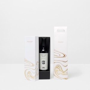 Χρυσό μινιμαλιστικό κουτί δώρου