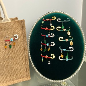 κινέζικα-στυλ τυχερή καρφίτσα